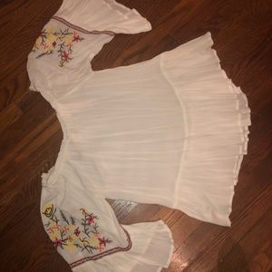 Altered State Off the shoulder shirt